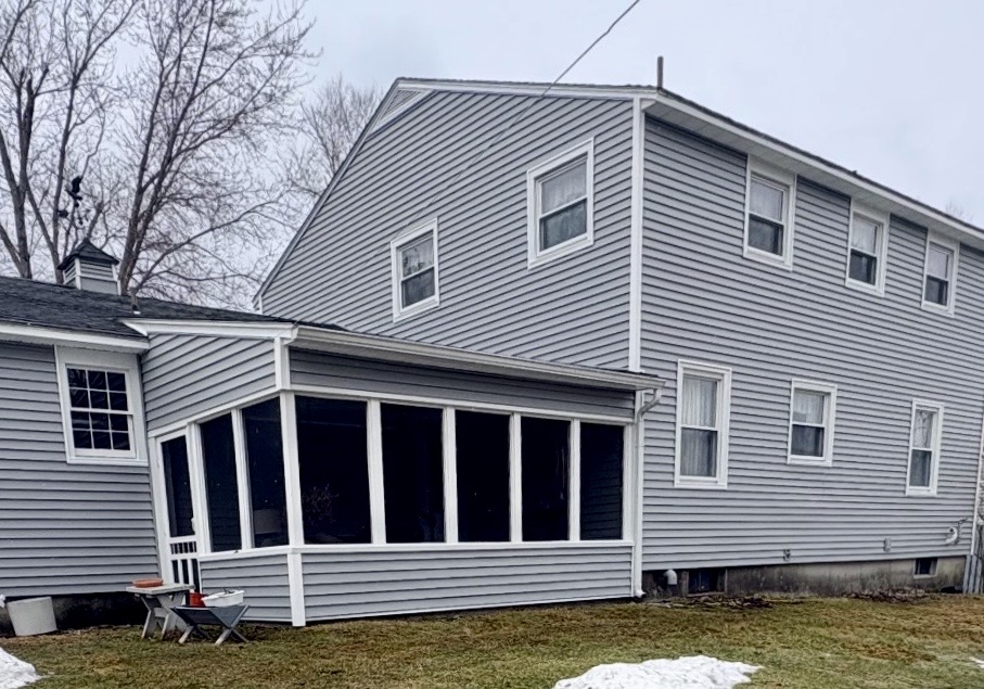 Norandex Cedar Knolls in Granite